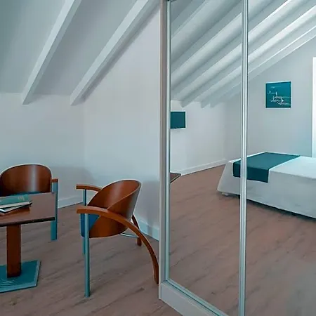 Harbour49 - Flats&suites Apartment *